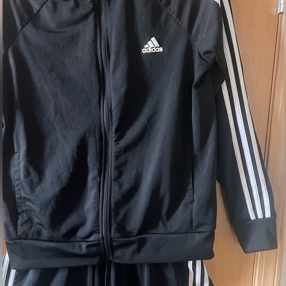 Adidas Black Tracksuit,top and bottom set unisex. - Picture 2 of 2